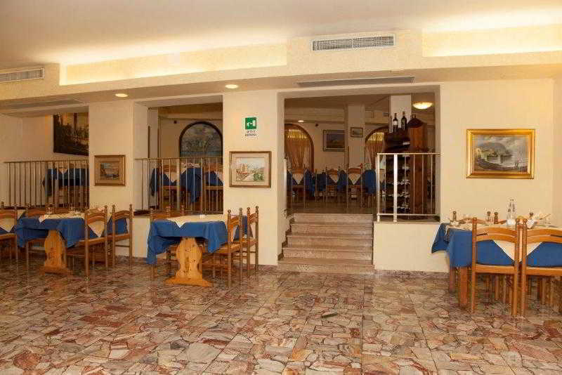 Hotel Centrale Eraclea Mare Eksteriør bilde