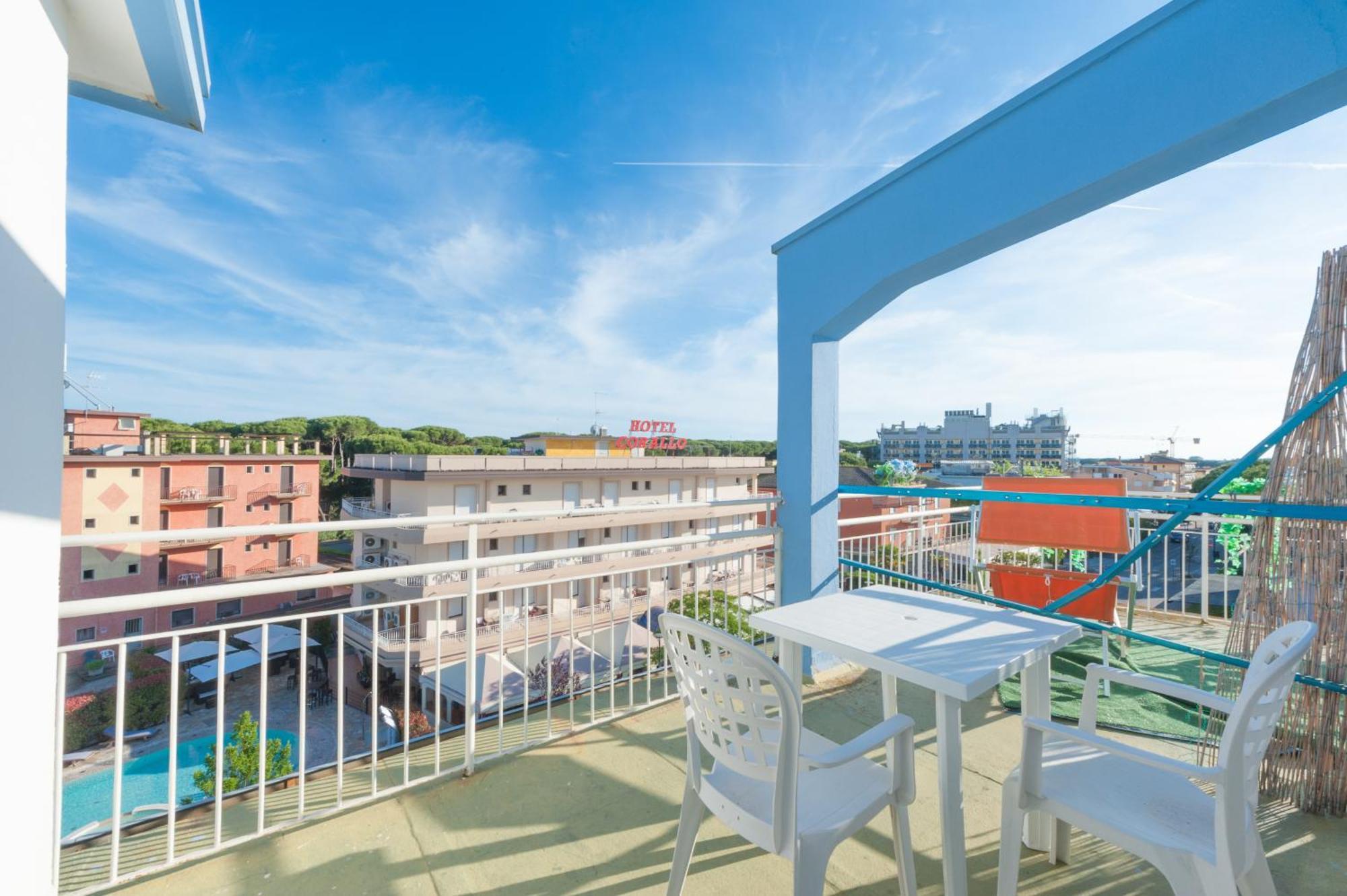 Hotel Centrale Eraclea Mare Eksteriør bilde